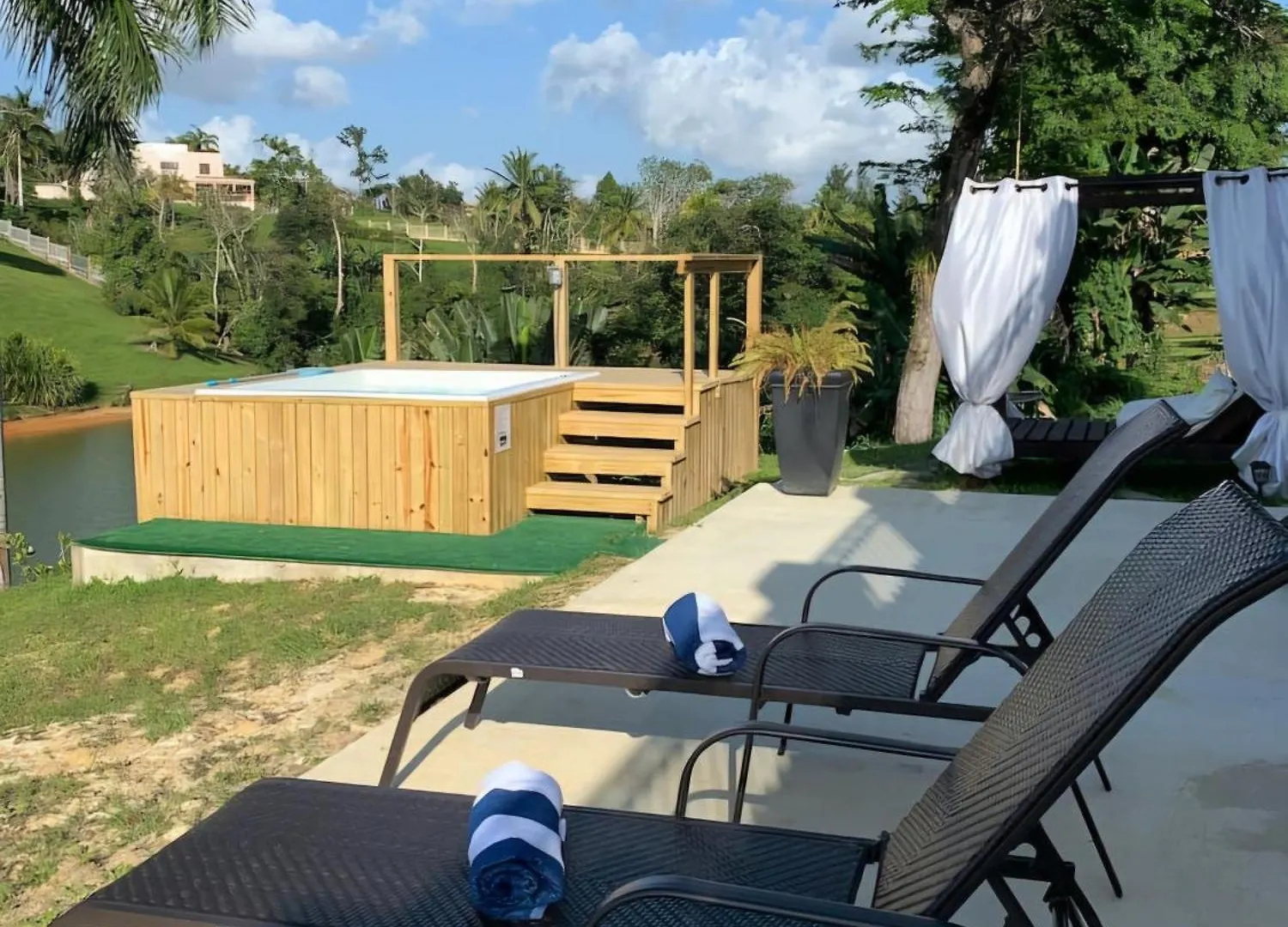 Cidra Hacienda Brisas Del Lagoヴィラ 0*,